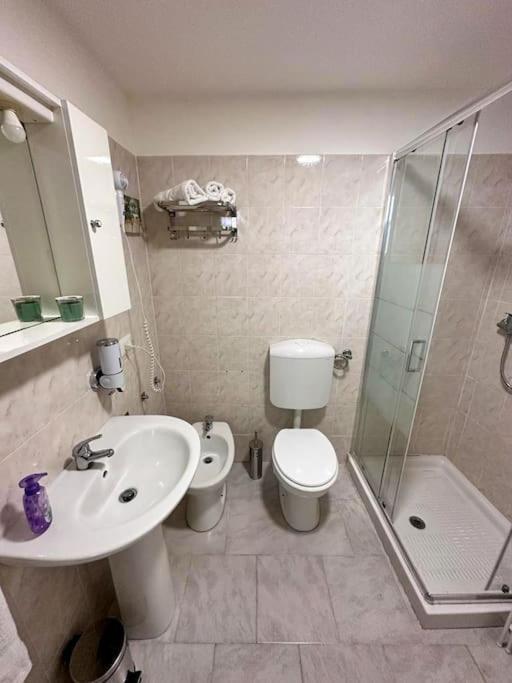 Holiday House Shantu Catania Bagian luar foto